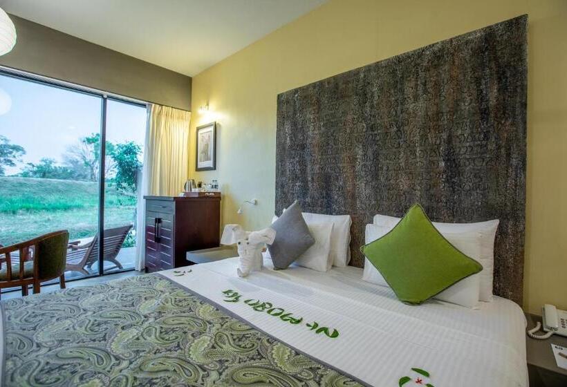 디럭스 스위트 킹 침대, Sigiriya King S Resort