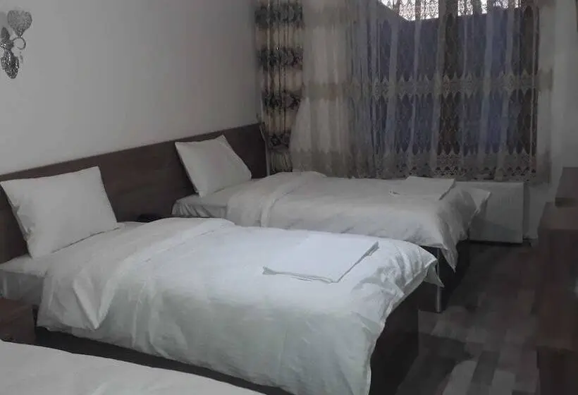 اتاق راحتی سه تخته, Toprak