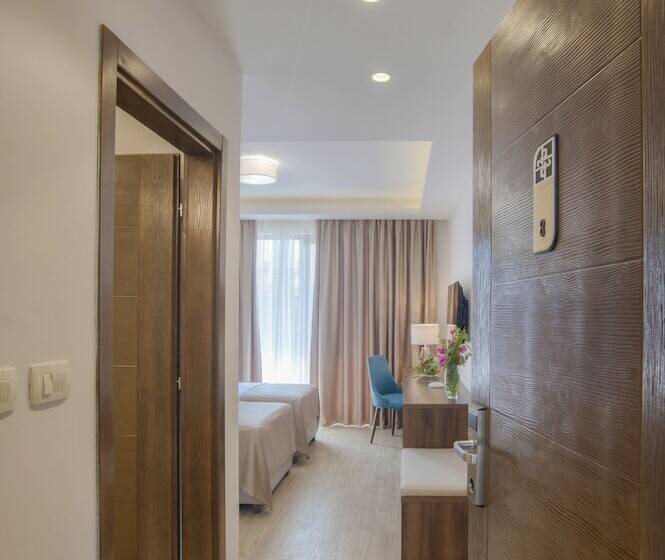 اتاق استاندارد, Twelve By Aycon