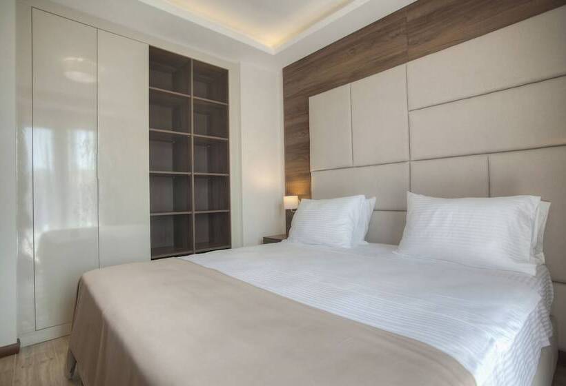 اتاق استاندارد, Twelve By Aycon