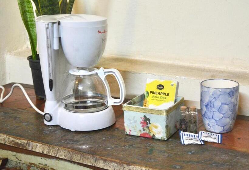 豪华房间, Housetel