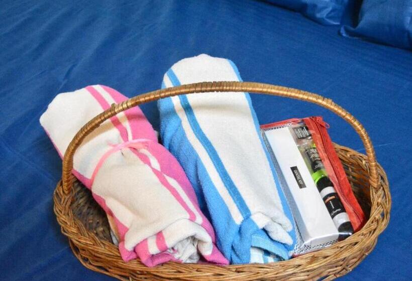 豪华房间, Housetel