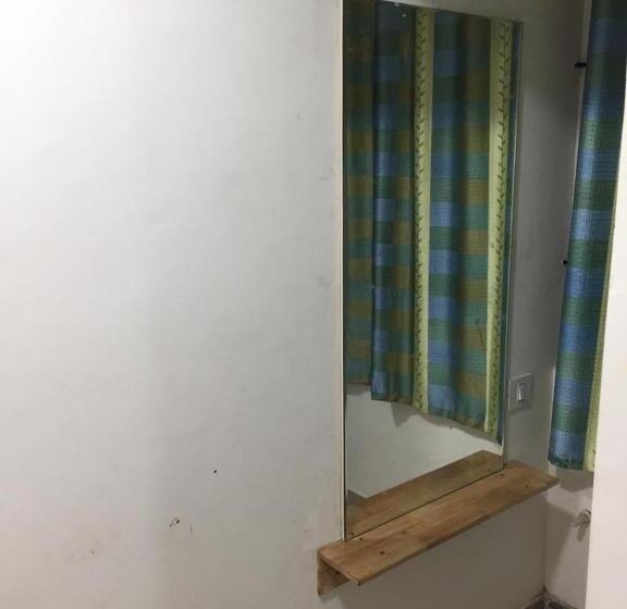 Standardzimmer, Aditis