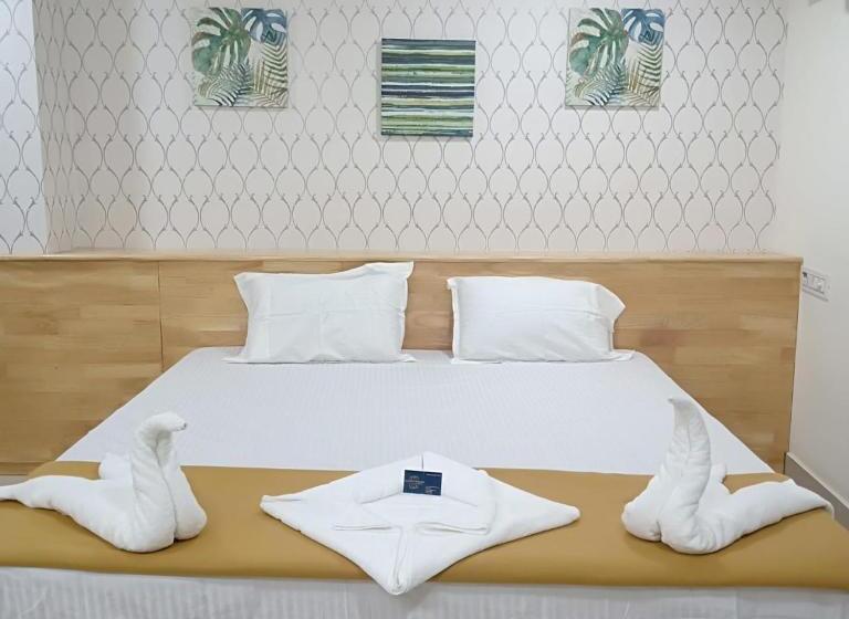 4 Bett Deluxe Zimmer, Aditis