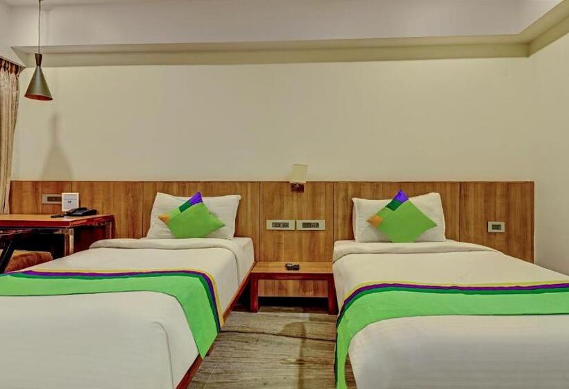 Номер Deluxe, Treebo Seaesta Rk Beach