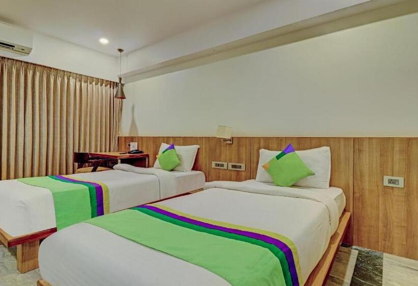 Номер Deluxe, Treebo Seaesta Rk Beach