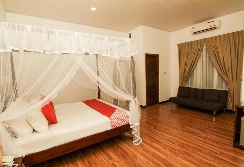 جناح عائلي, Clove Transit