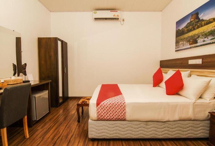 غرفة ديلوكس, Clove Transit