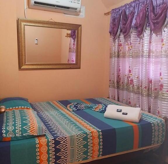 エコノミールーム, Hostal Happy Day