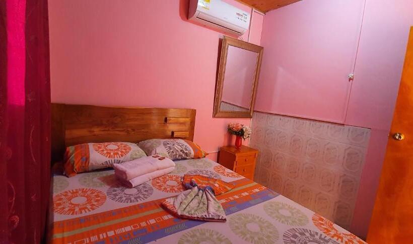 スーペリアールーム, Hostal Happy Day