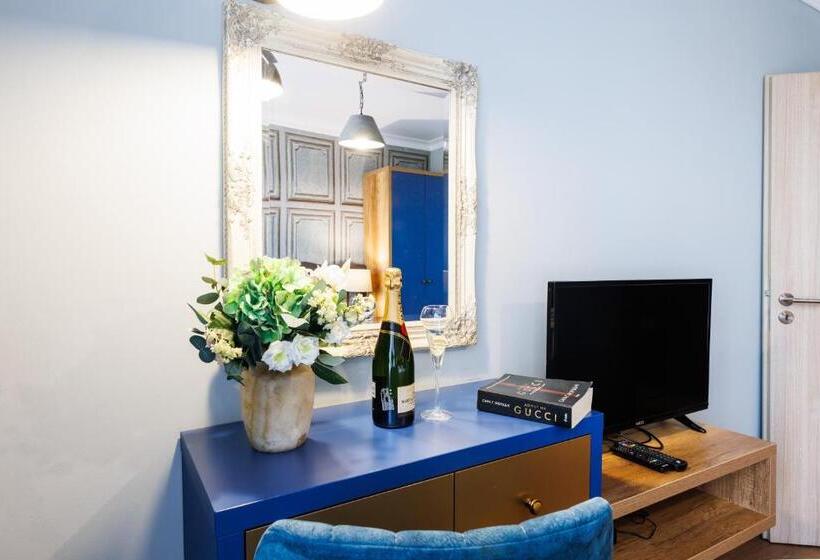 דירת שני חדרים, Avenue Hotel   Free Parking