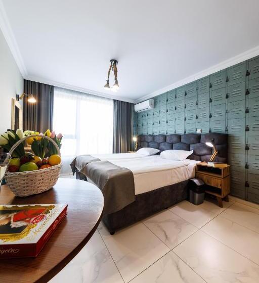 סטודיו דלוקס, Avenue Hotel   Free Parking