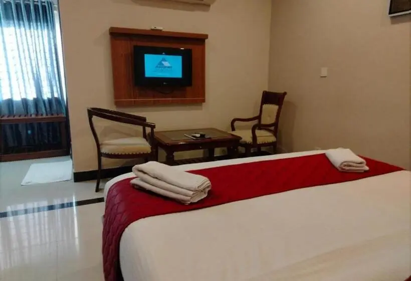 Deluxe Zimmer, Jyothis Regency