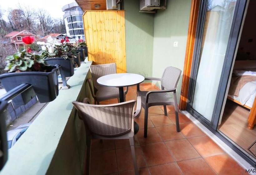 חדר סטנדרט עם מרפסת, Marion