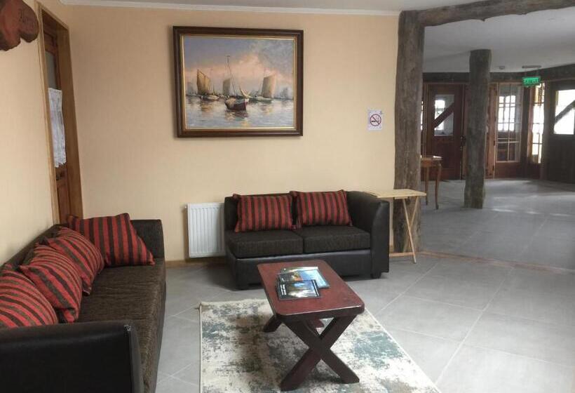 اتاق استاندارد سه نفره, Parque La Pajarera