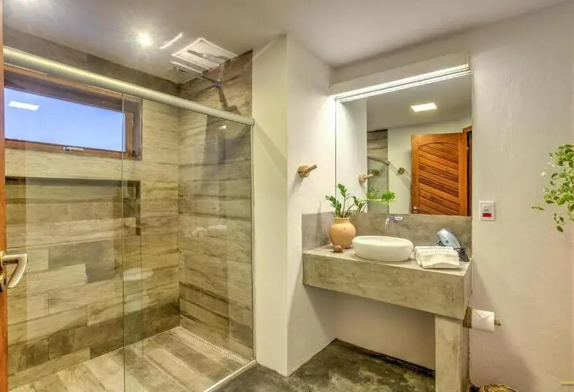デラックスの４人部屋, A Casa De Gabriella