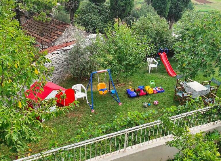 آپارتمان 1 خوابه, Nijona 1