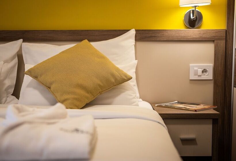 اتاق سوپریور, Fontana Vrnjačka Banja