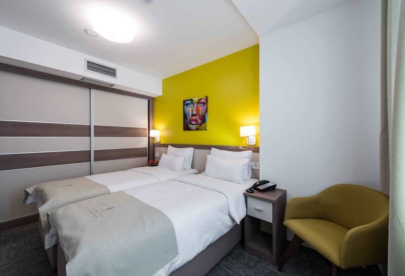 سوییت, Fontana Vrnjačka Banja