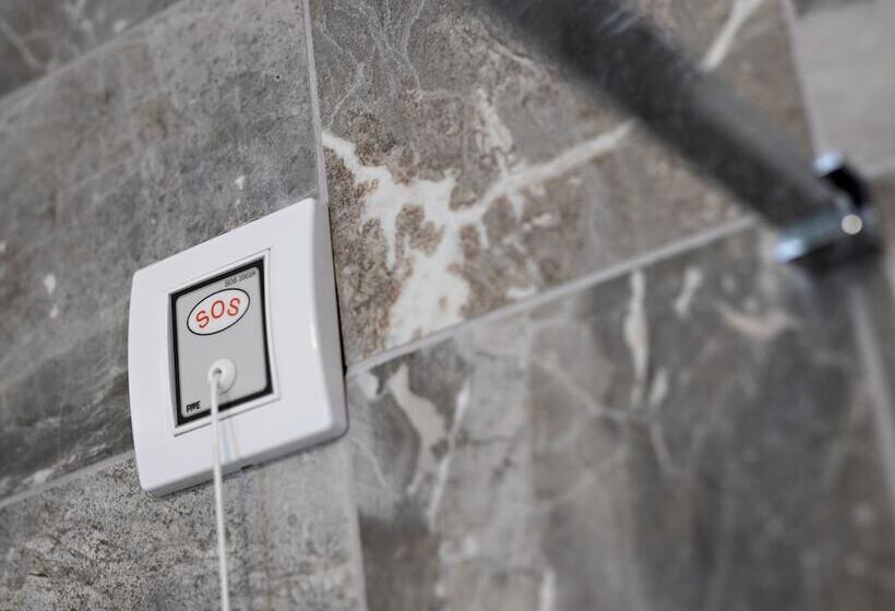 سوئیت جونیور با تراس, Fontana Vrnjačka Banja