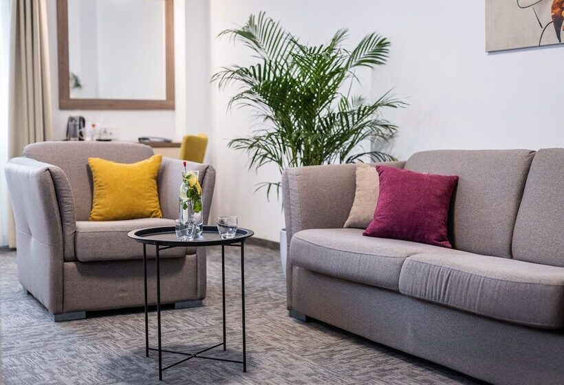 سوئیت جونیور با تراس, Fontana Vrnjačka Banja