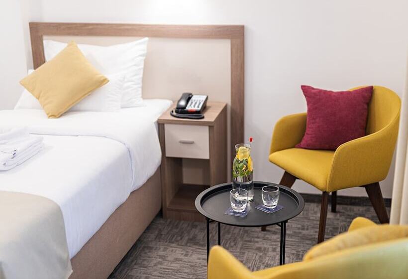 سوئیت جونیور با تراس, Fontana Vrnjačka Banja