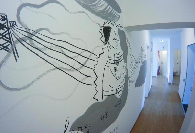اتاق خانوادگی, Hostel & Monteurzimmer Bei Hansezimmer