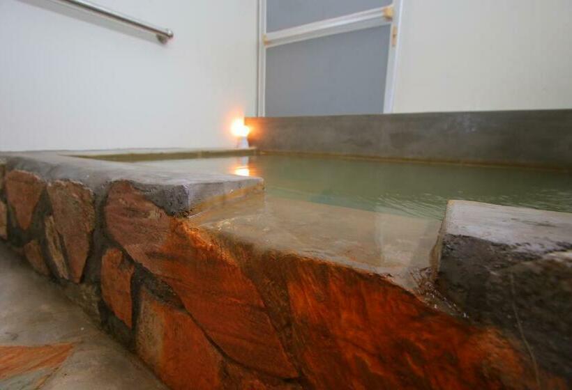 اتاق استاندارد چهار تخته, Ramune Onsen Senju No Sato