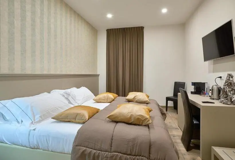 Deluxe-huone, Ricaroka