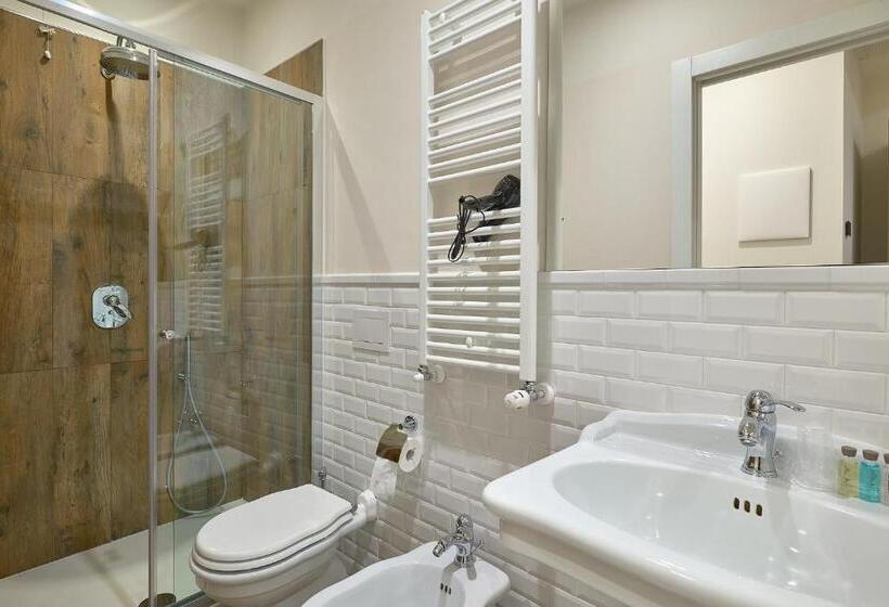 豪华房间, Ricaroka