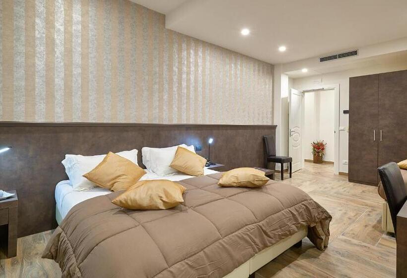 豪华三人间, Ricaroka