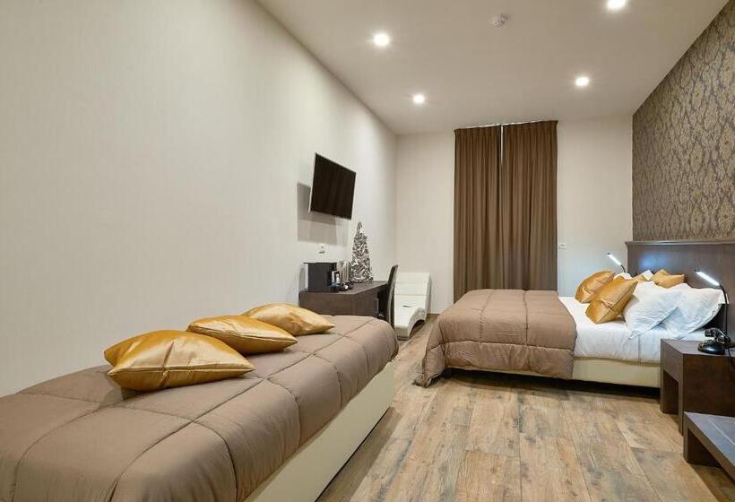 四人豪华间, Ricaroka