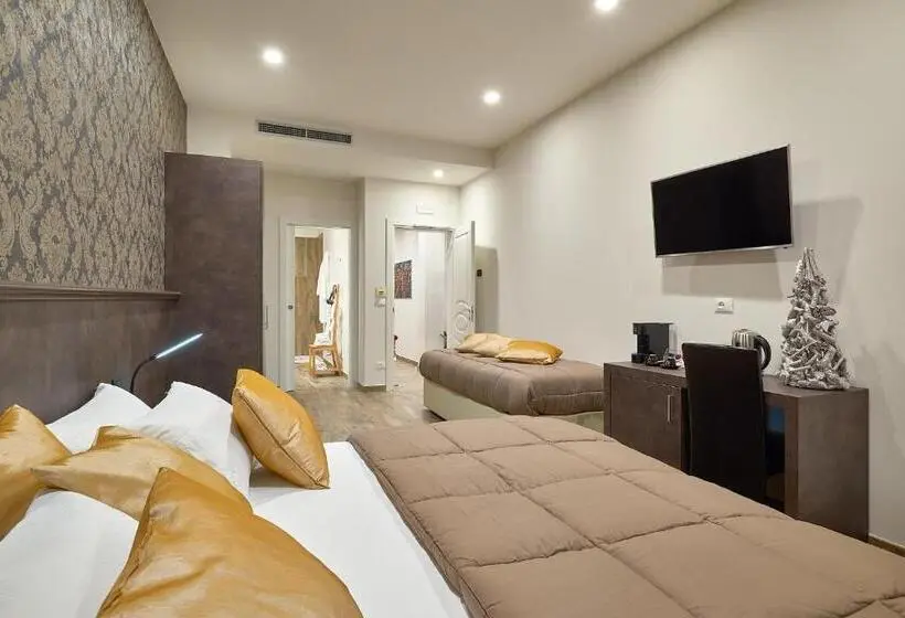 Deluxe Neljän Hengen Huone, Ricaroka