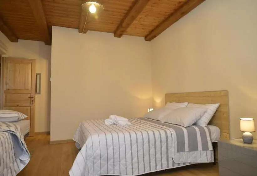 Standard Kolmen Hengen Huone, Agriturismo Ai Prüsot