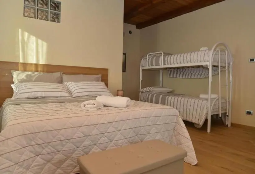 Standard Neljän Hengen Huone, Agriturismo Ai Prüsot