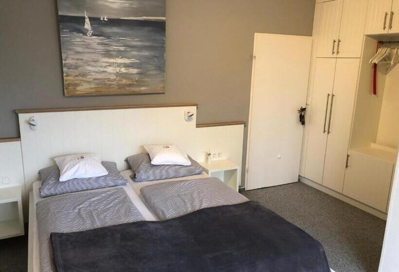 Quarto standart com varanda, Garni Seeluft Büsum