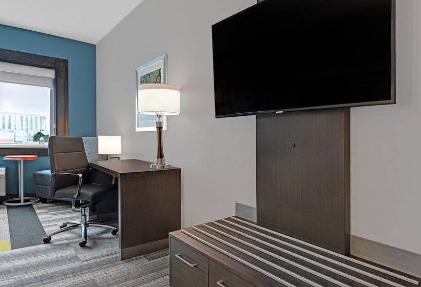 장애인을 위한 스위트, Holiday Inn Express & Suites Memorial – Citycentre, An Ihg