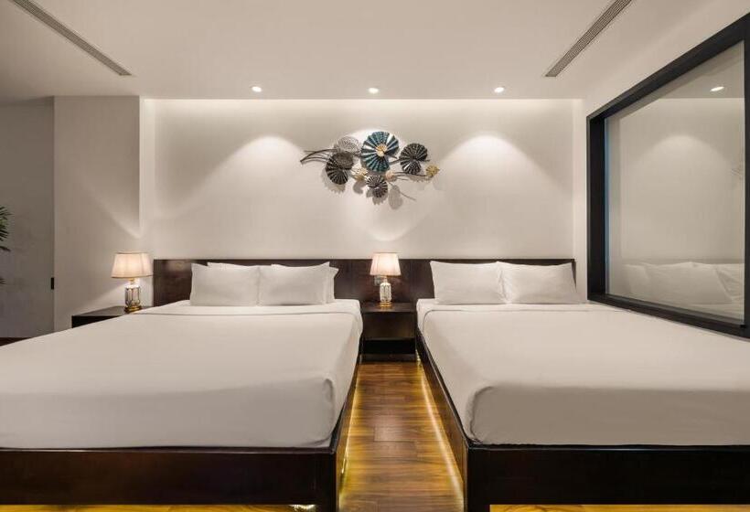 اتاق خانوادگی, Nostalgia Boutique