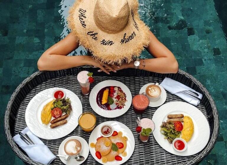 استودیوی استاندارد, Nostalgia Boutique