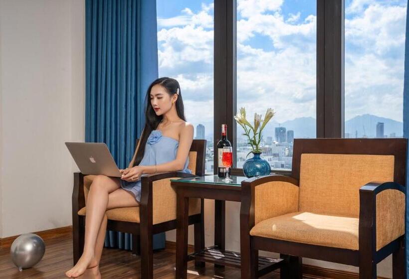 استودیوی استاندارد, Nostalgia Boutique