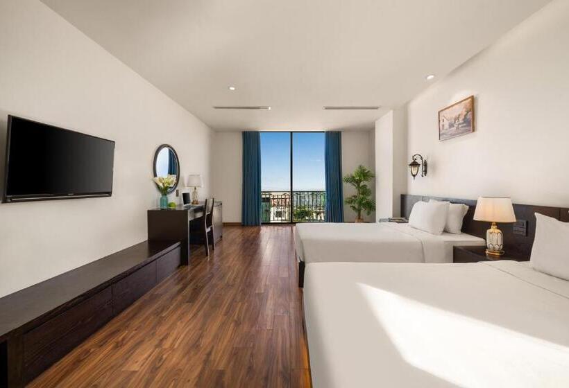 اتاق لوکس سه تخته, Nostalgia Boutique