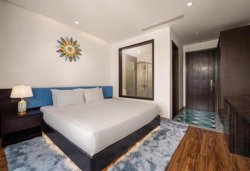 اتاق لوکس, Nostalgia Boutique