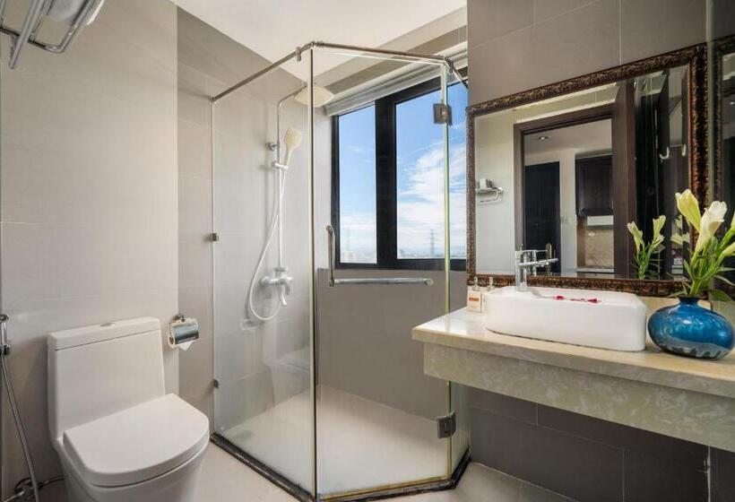 استودیوی استاندارد, Nostalgia Boutique