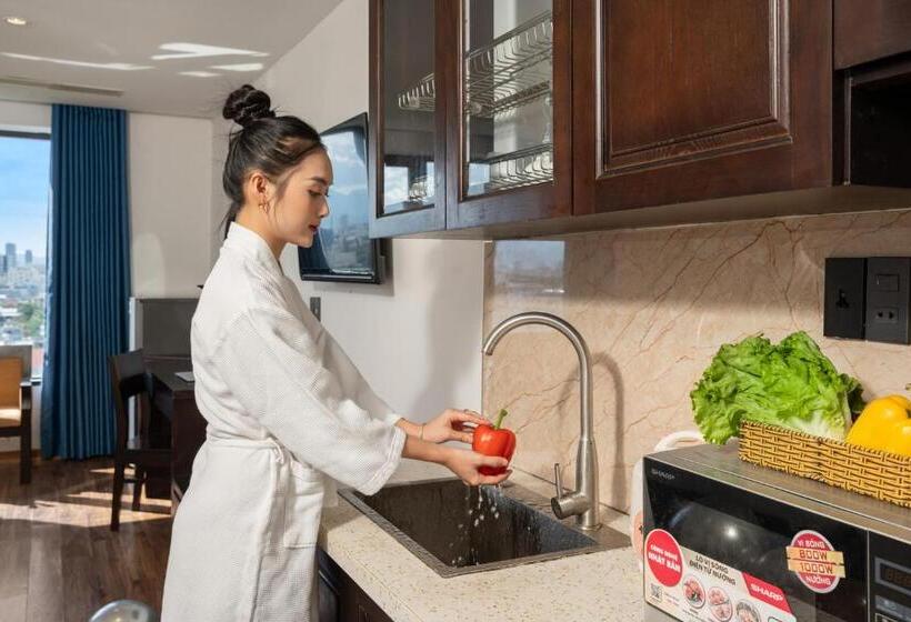 استودیوی استاندارد, Nostalgia Boutique