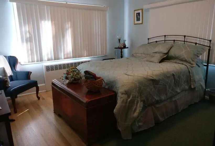 スタンダードルーム, Maurrocks   A Pocono Mountains B&b