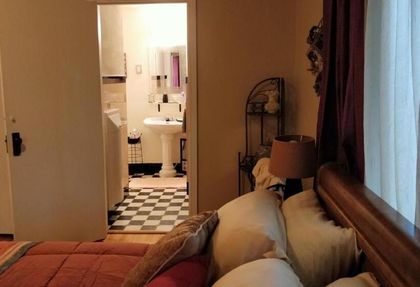 スーペリアールーム, Maurrocks   A Pocono Mountains B&b