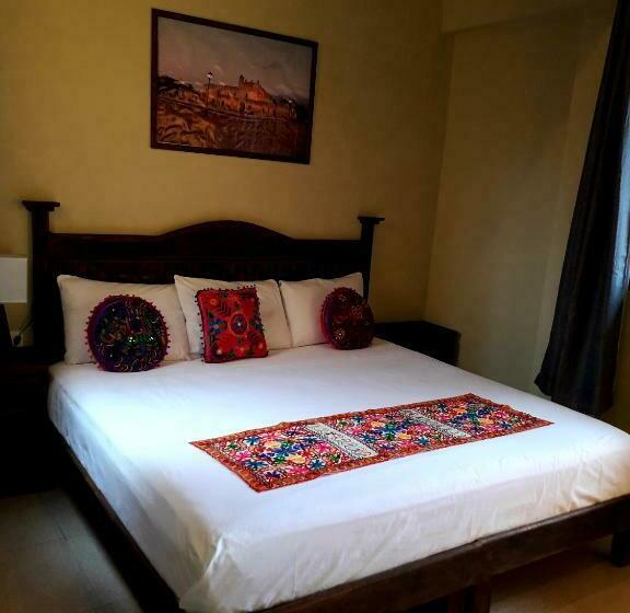 带大床的标准间, Peregrina