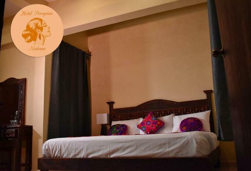 带大床的标准间, Peregrina