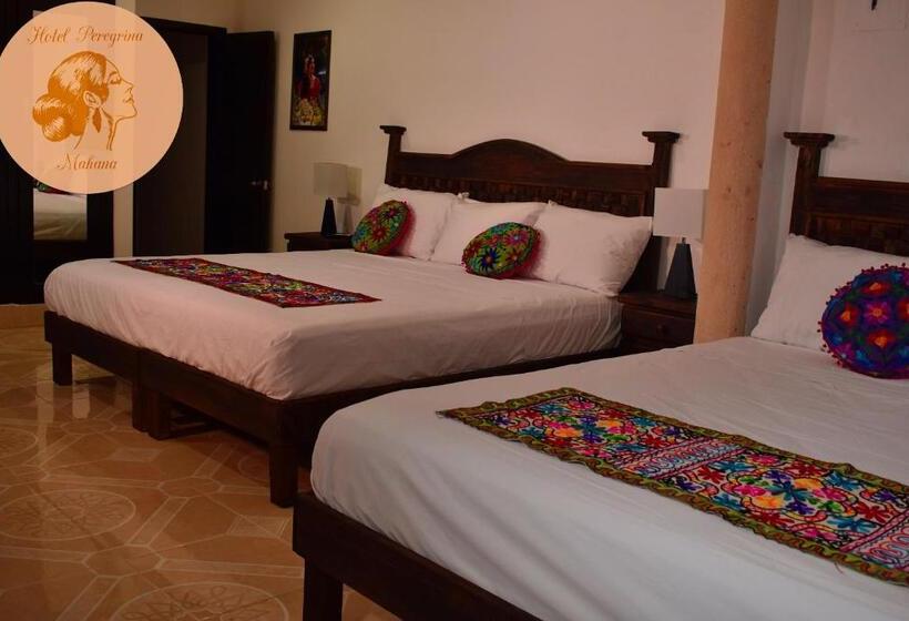 标准间带游泳池, Peregrina
