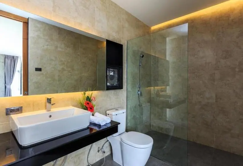 اتاق سوپریور, Sunnyvale Ranong 1